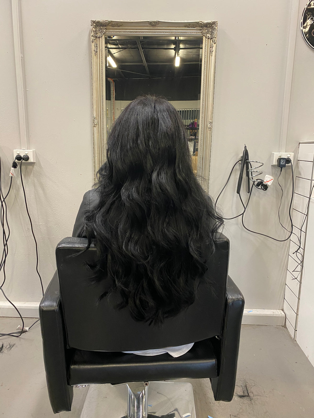 CLIP-IN 26" HAIR EXTENSIONS - BROWNS