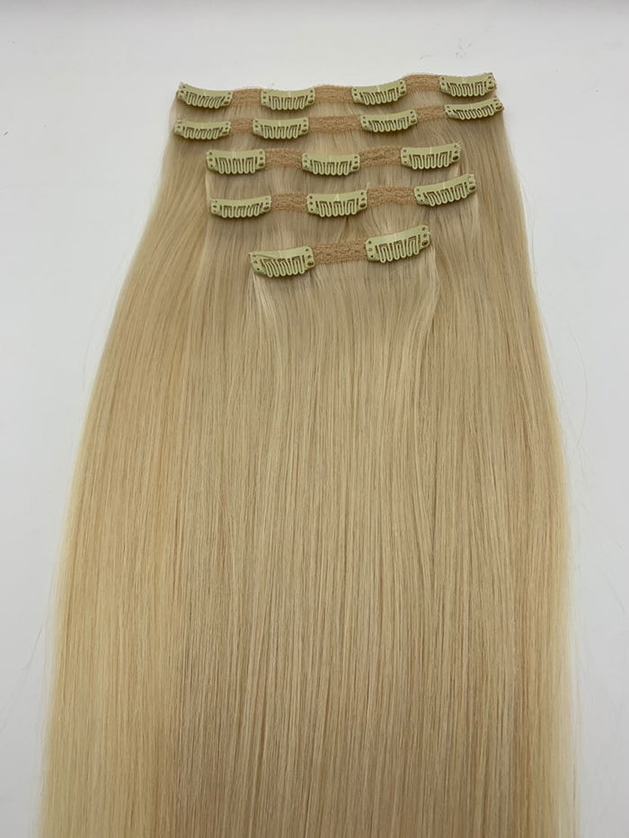 CLIP-IN 20" HAIR EXTENSIONS - BLONDES